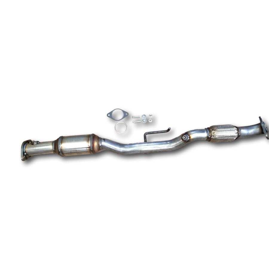 How Many Catalytic Converters Are In A Nissan Altima: Essential Guide